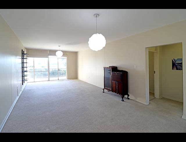 2 BEDROOM APARTMENT FOR SALE IN PARKMORE
